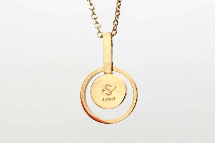 yellow gold mars rock necklace